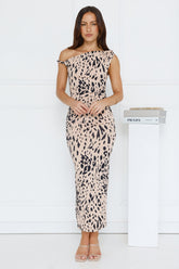 Exotic Essence Off Shoulder Midi Dress Print